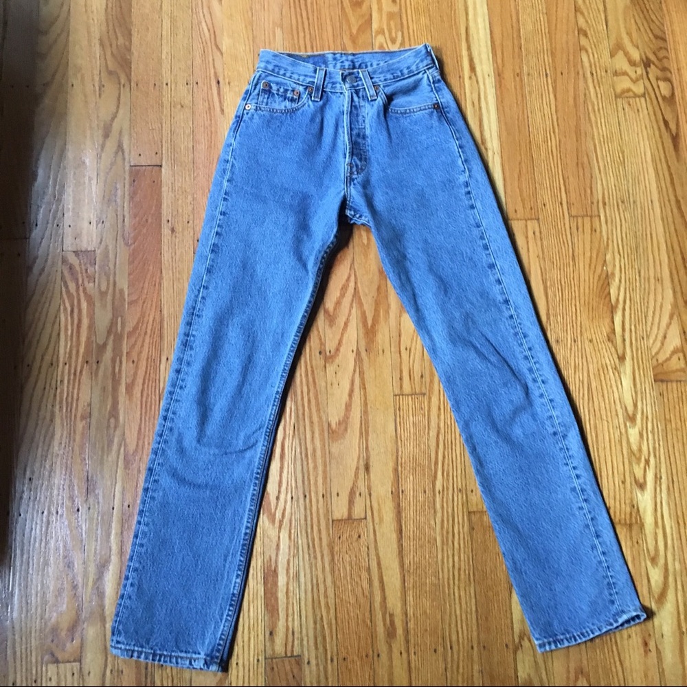 Vintage Levi’s 501 medium blue